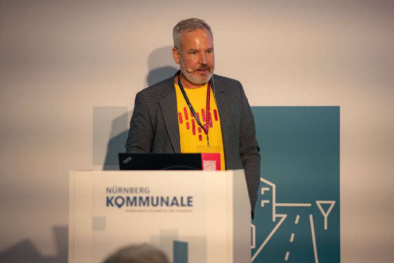 Markus am Rednerpult